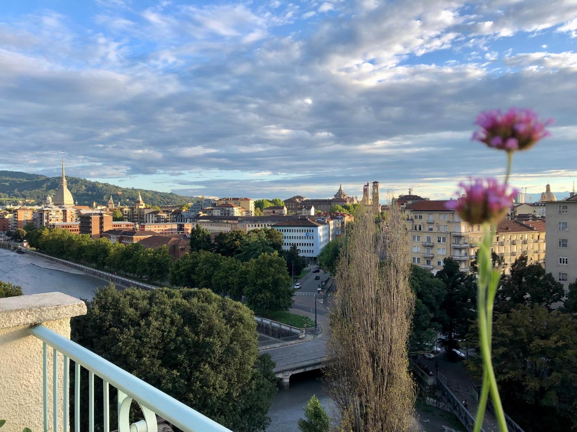 Attico Ellen Terrazza Con Vista Apartment Торино Екстериор снимка